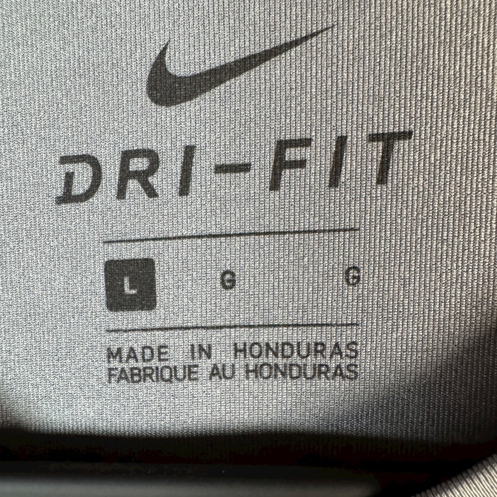 Nike Men's L Gray Dri-Fit Athletic Training T-Shirt Lightweight Moisture Wicking - Picture 3 of 9